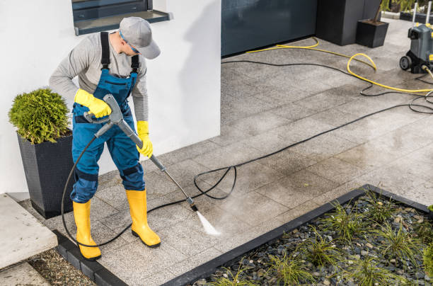 Why Choose Our Certified Pressure Washing Experts for Your Project Needs in Roma, TX?